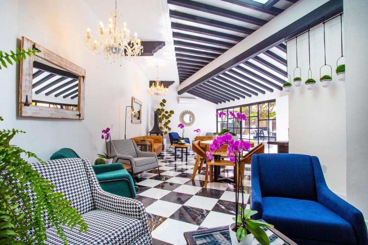 Hotel Suites Mar Elena (Adults Only) Пуерто-Вальярта Екстер'єр фото