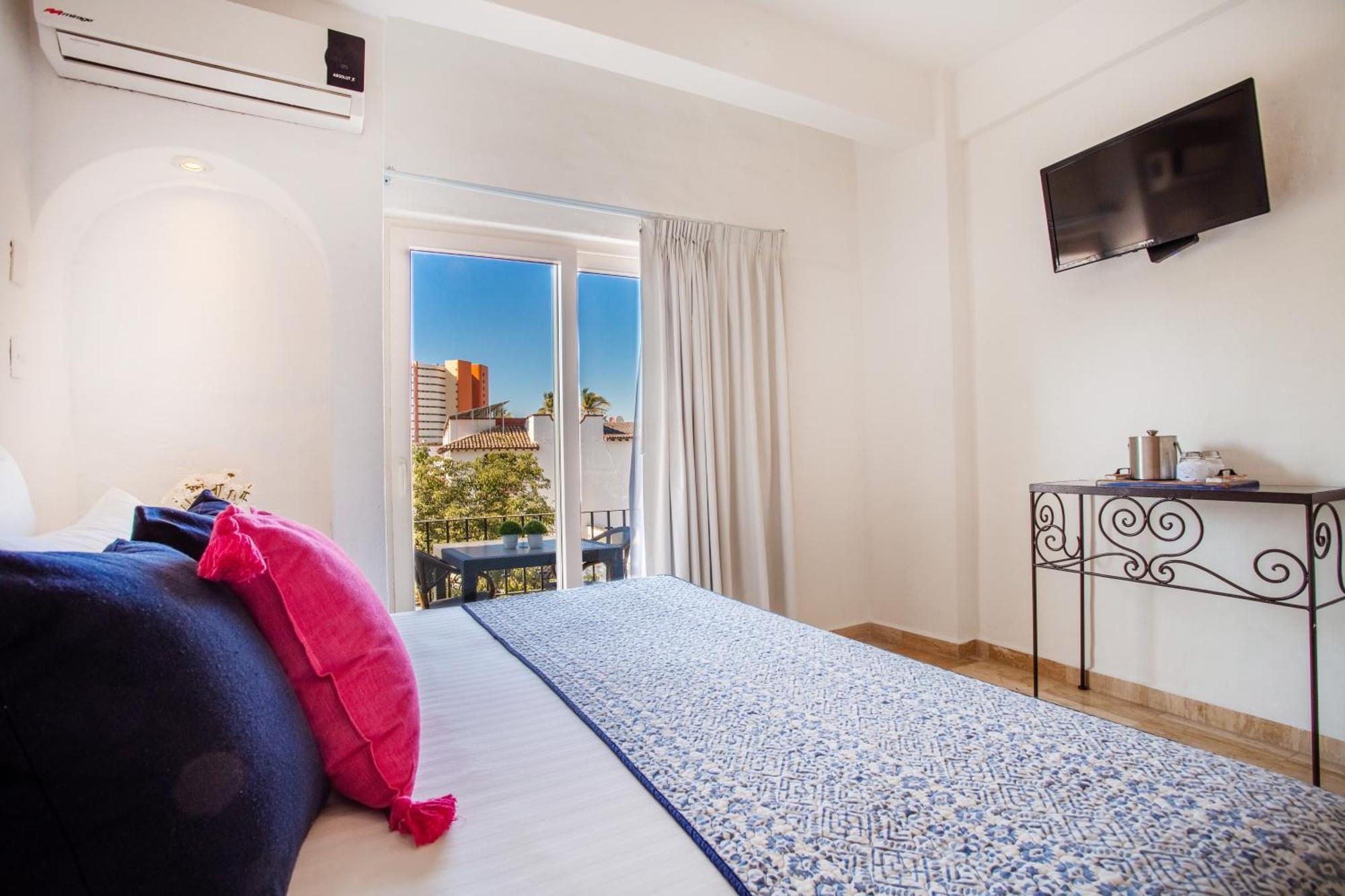 Hotel Suites Mar Elena (Adults Only) Пуерто-Вальярта Екстер'єр фото