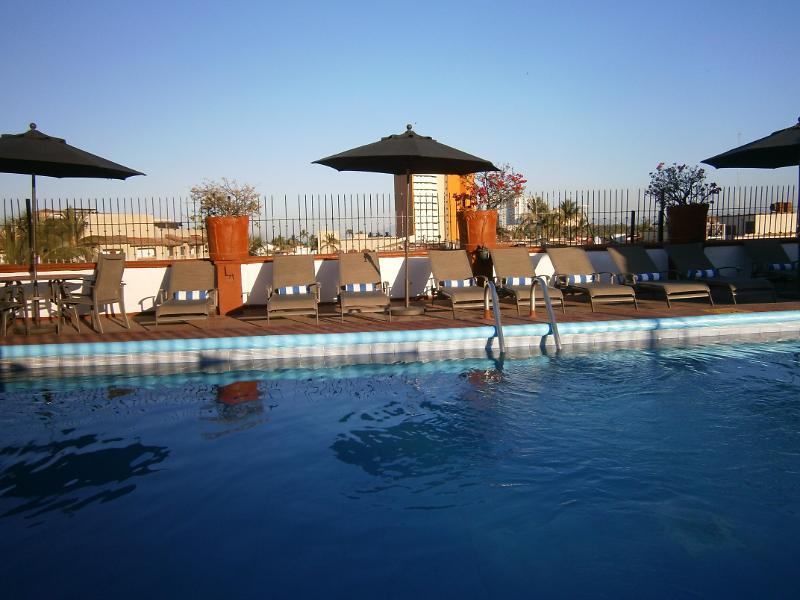 Hotel Suites Mar Elena (Adults Only) Пуерто-Вальярта Екстер'єр фото