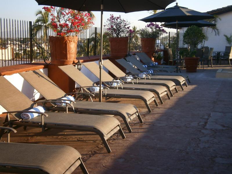 Hotel Suites Mar Elena (Adults Only) Пуерто-Вальярта Екстер'єр фото